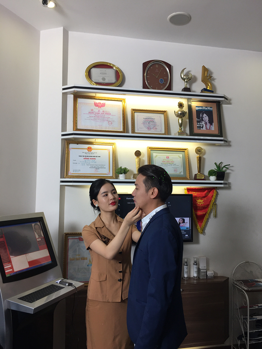 Diễn viên sao Việt thẩm mỹ  trắng da như thế nào ?